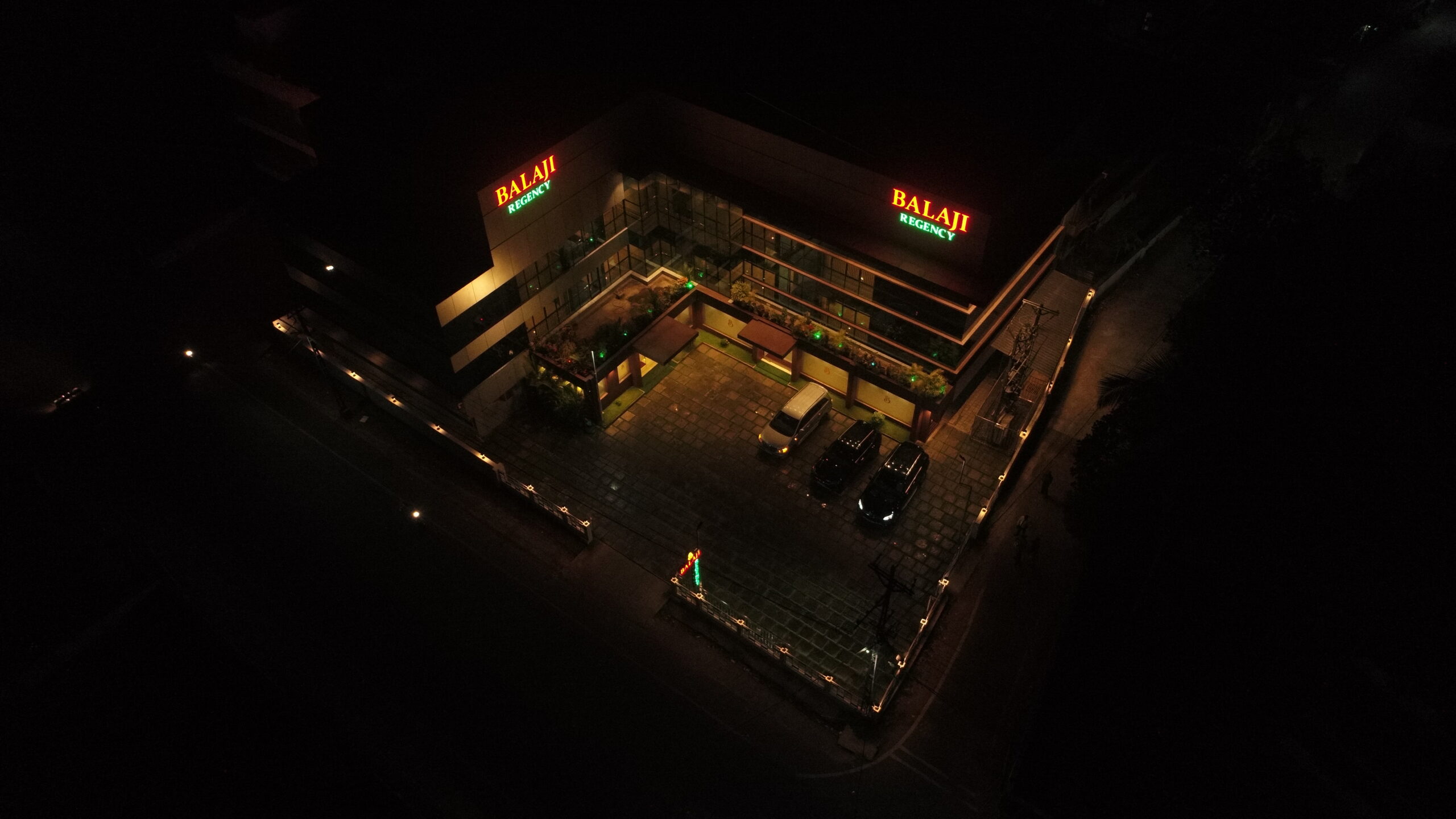 DCIM100MEDIADJI_0192.JPG